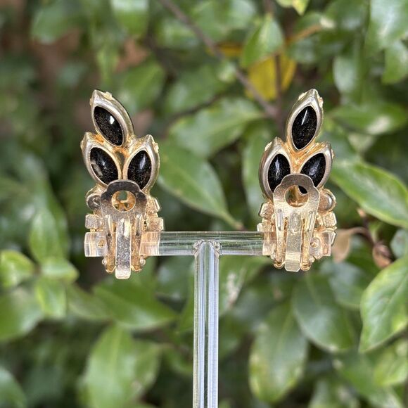 Juliana D&E Black Navette Aurora Borealis Filigree Floral Clip On Earrings 1960s - Picture 4 of 5